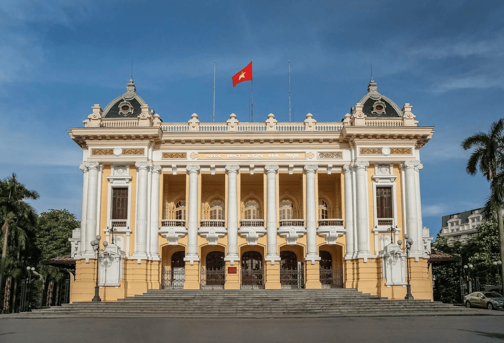 A magnificent symbol of French colonial architecture, the Hanoi Opera House stands in the heart of the city (Source: Nhà Hát Lớn Hà Nội)